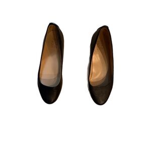 Naturalizer Black Leather Flats